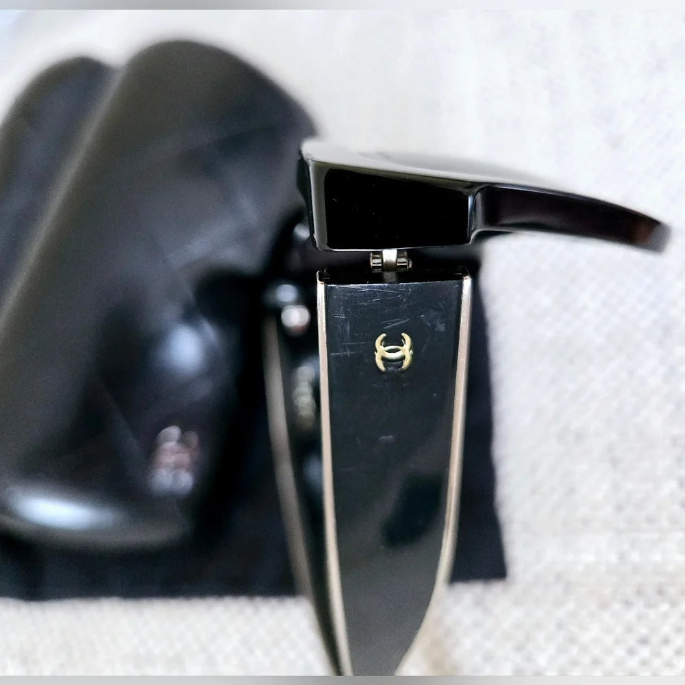 CHANEL CH5271 Women's Black and Chrome Cat Eye Sunglasses Size:OS Made In Italy - Picture 6 of 16